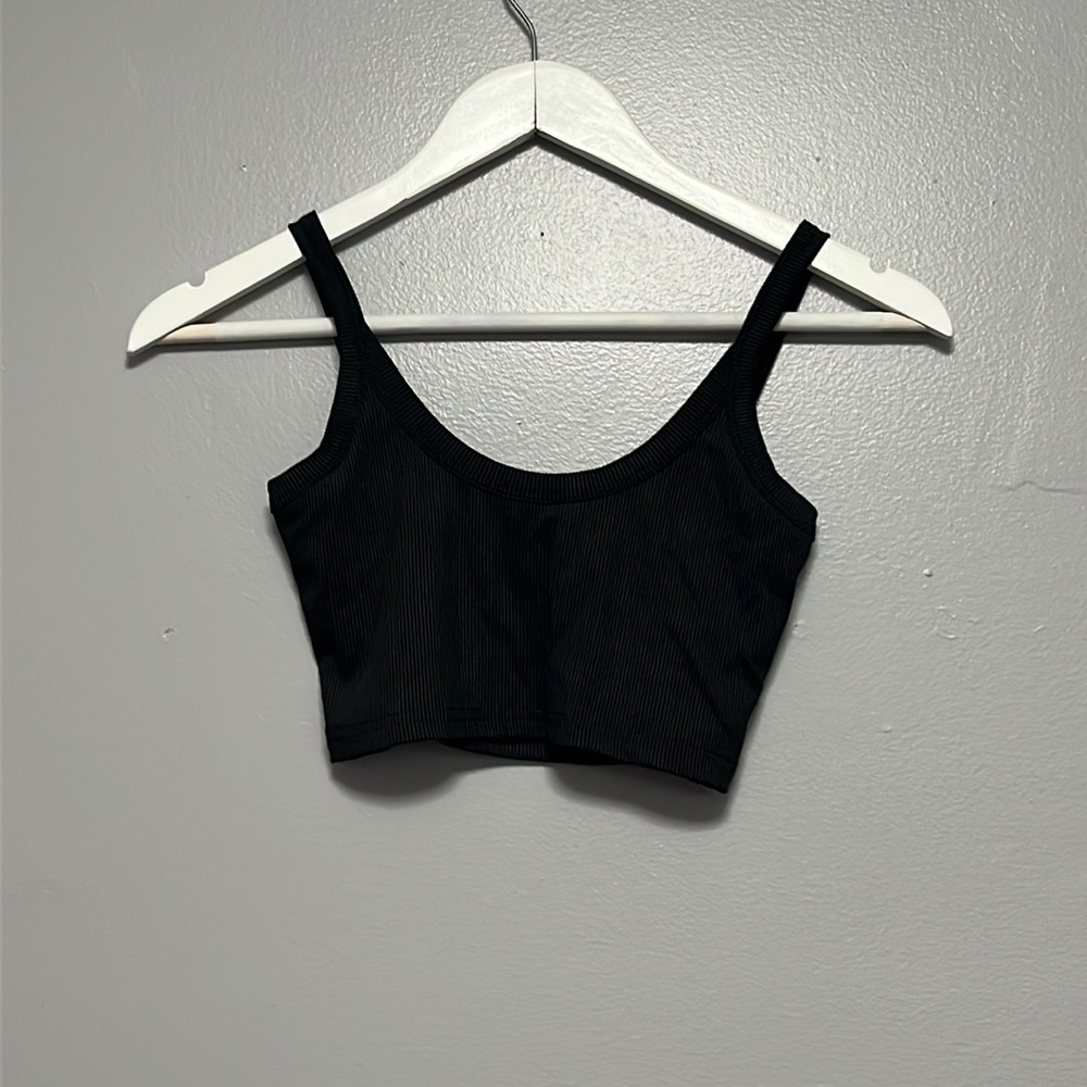 SHEIN tank basic crop top small